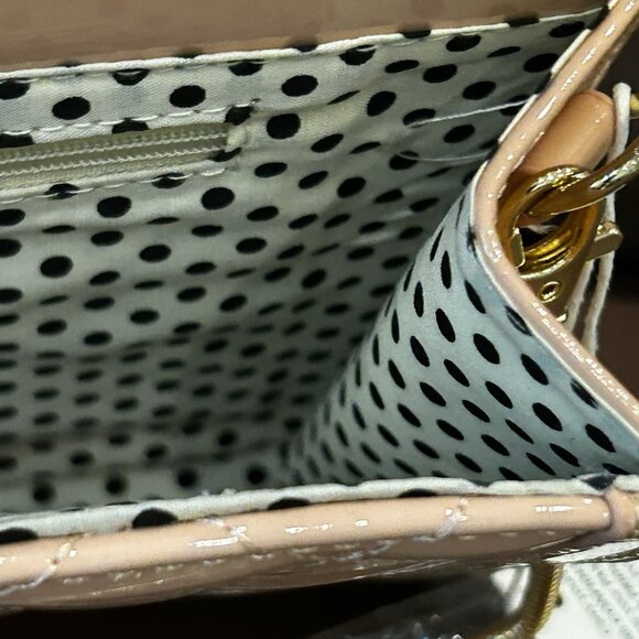 NWT Urban Expressions Vegan Patent Leather Cross Body Clutch - Picture 14 of 14